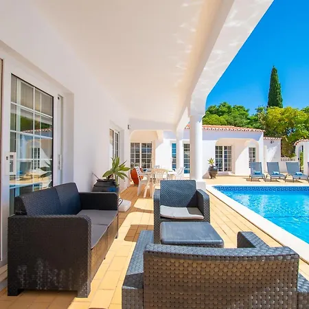 Villa The Gaff - Great 5-bedroom *