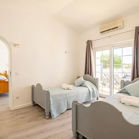 The Gaff - Great 5-bedroom Villa *