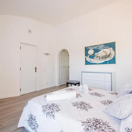 The Gaff - Great 5-bedroom Villa *