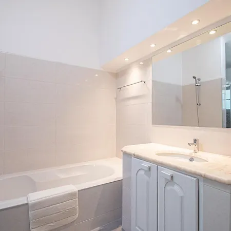 Villa The Gaff - Great 5-bedroom Carvoeiro (Lagoa)