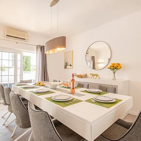 The Gaff - Great 5-bedroom *