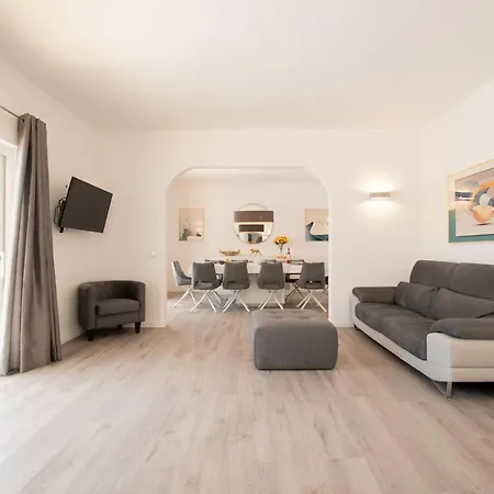 Villa The Gaff - Great 5-bedroom *