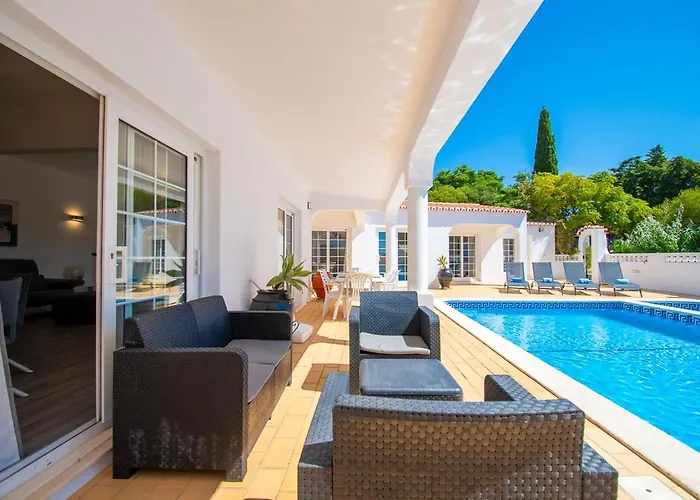 Willa The Gaff - Great 5-bedroom *