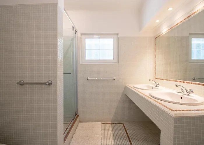 The Gaff - Great 5-bedroom Carvoeiro (Lagoa)