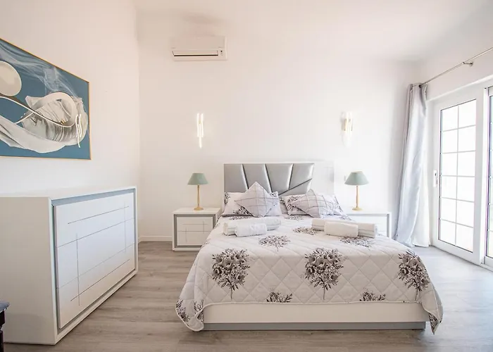 The Gaff - Great 5-bedroom Carvoeiro (Lagoa)